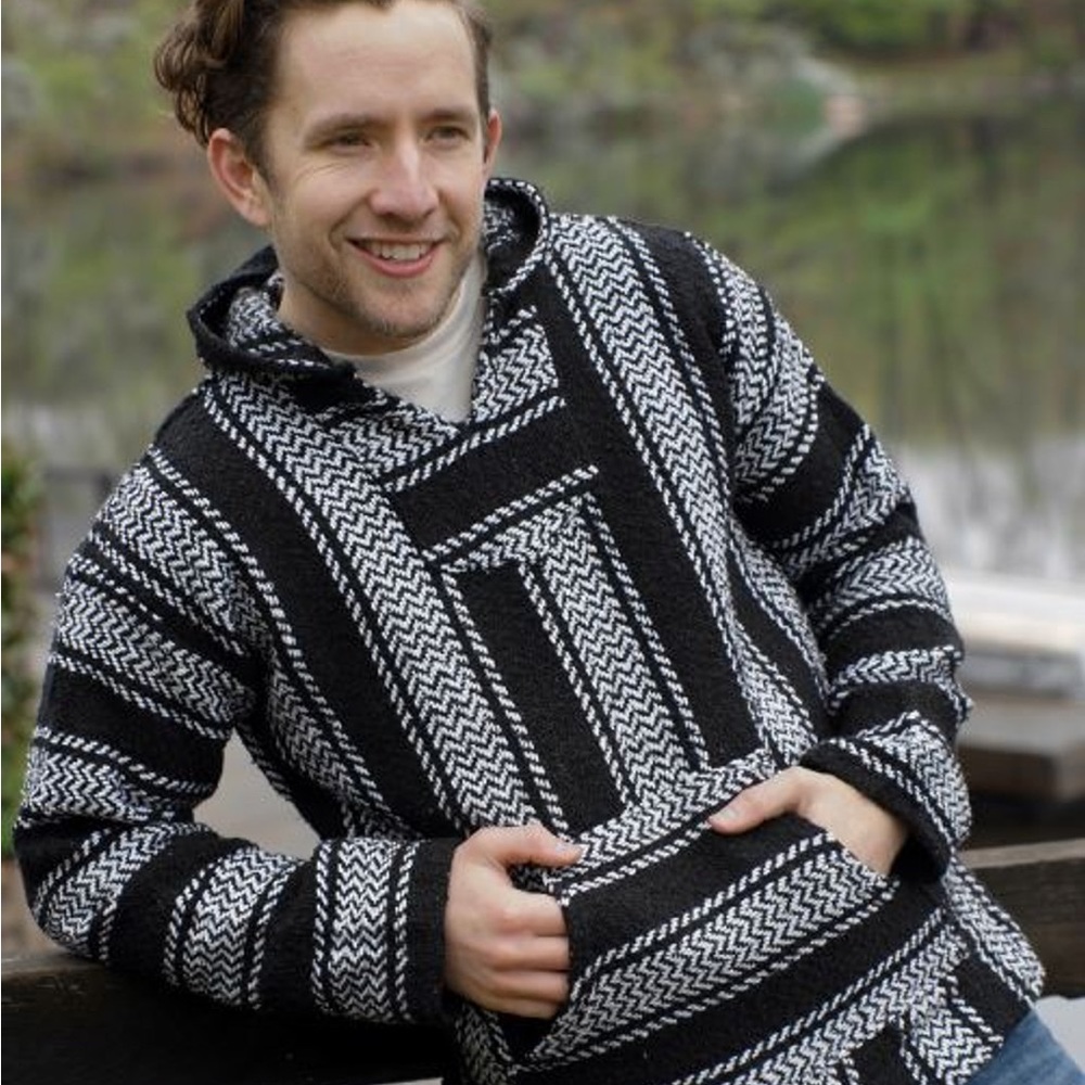 BAJA JOE MEXICAN HOODIE BLACK AND WHITE, Size Large, New!